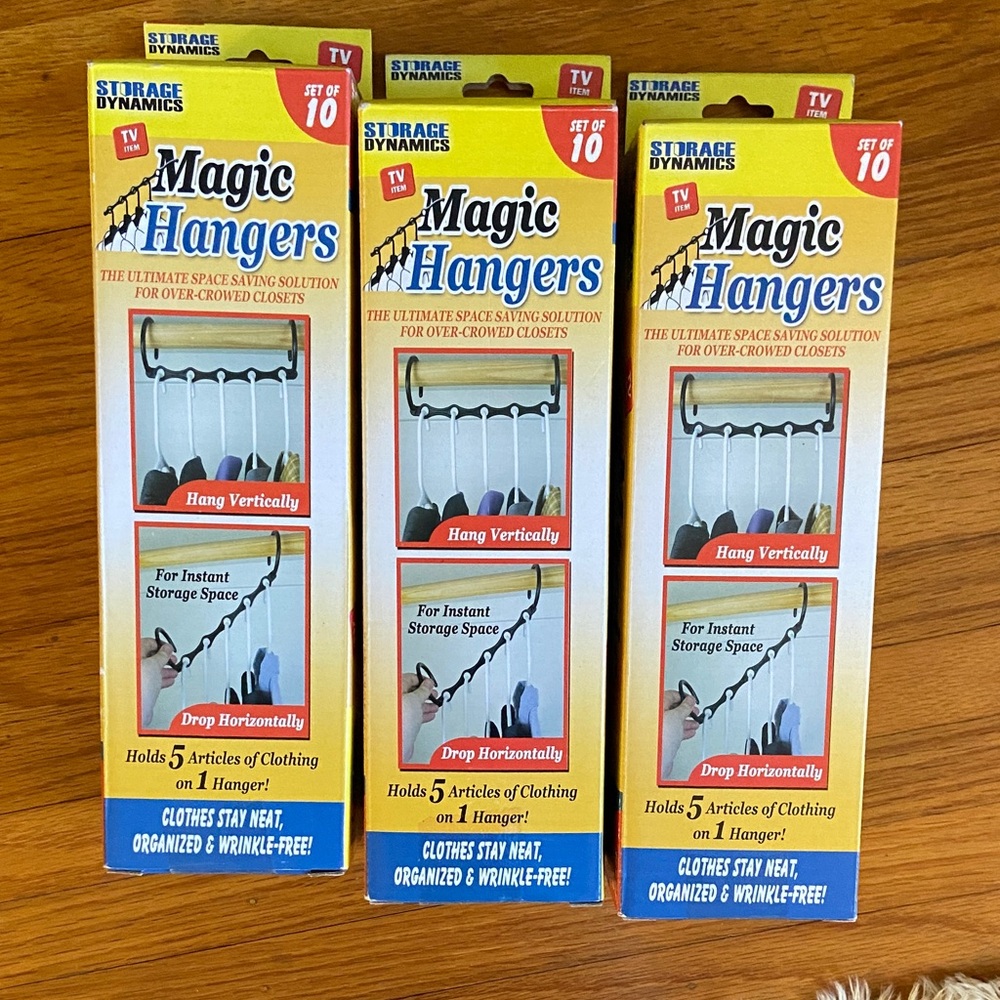 3 Boxes of Magic Hangers (30)